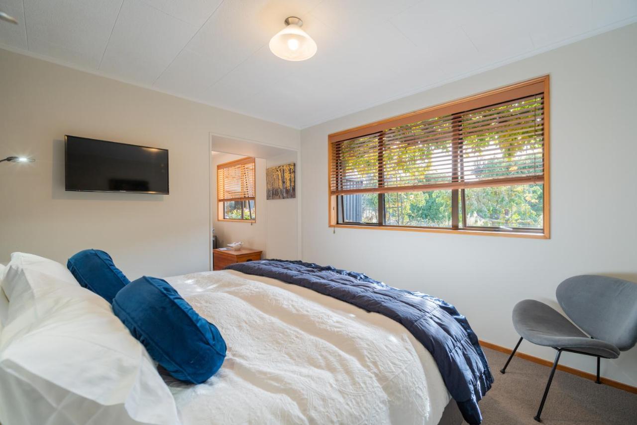 אגם טה אנאו Alpine Rock B&B מראה חיצוני תמונה